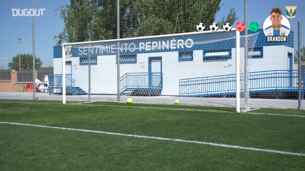 CD Leganés crossbar challenge: Brandon Thomas vs Rober Ibáñez